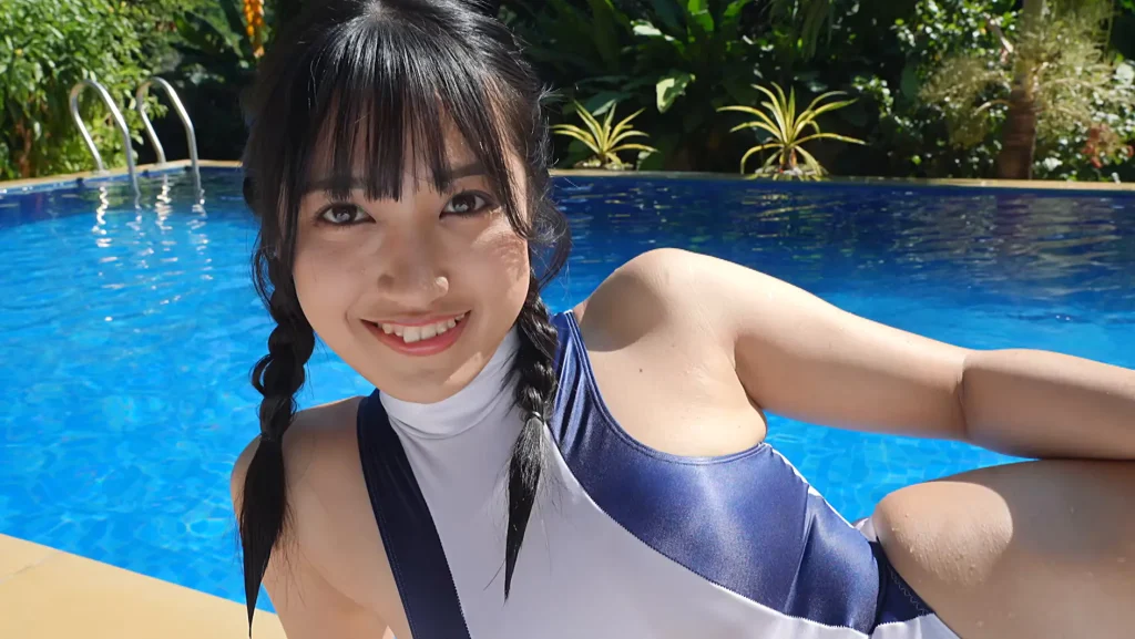 Lily 西緒りりアイドル「あまいものつめあわせ」水色担当 天神キサラのイメージビデオ