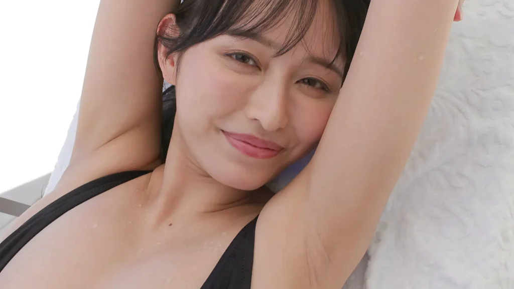 「天野ちよ」さんの1stイメージ「ちよのこと」爆乳・巨乳が映える水着はもちろん169cmの長身に美人顔の彼女の魅力が炸裂!